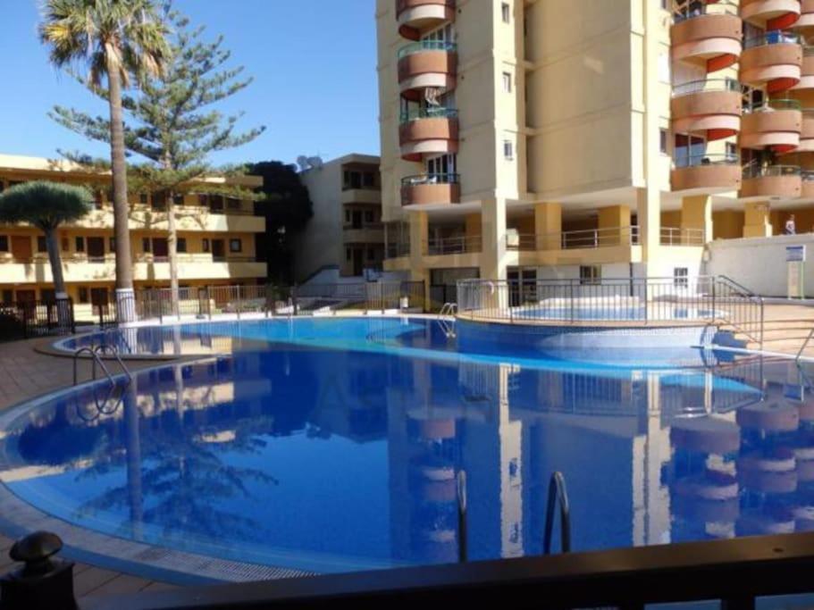 Estudio Coqueto Torres Del Sol أرونا المظهر الخارجي الصورة